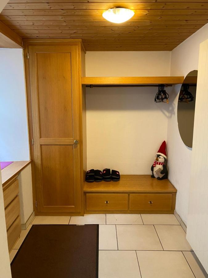 Apartamento Haus Wiggis Netstal Exterior foto