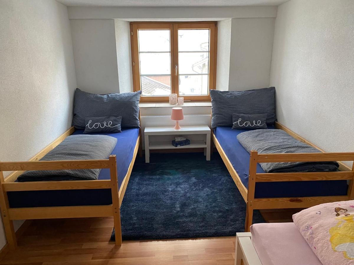 Apartamento Haus Wiggis Netstal Exterior foto
